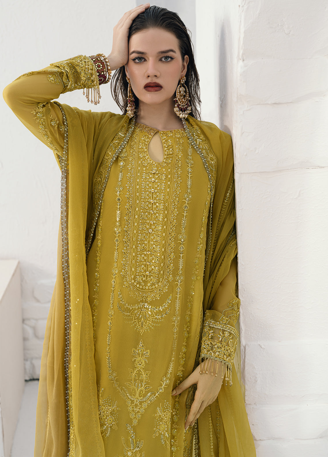 Sahane | Savoir Luxury Formals Savoir | CT-140005 Girasol - Savoir by Designer Sahane - House of Maryam - Pakistani Designer Ethnic Wear in {{ shop.shopifyCountryName }}