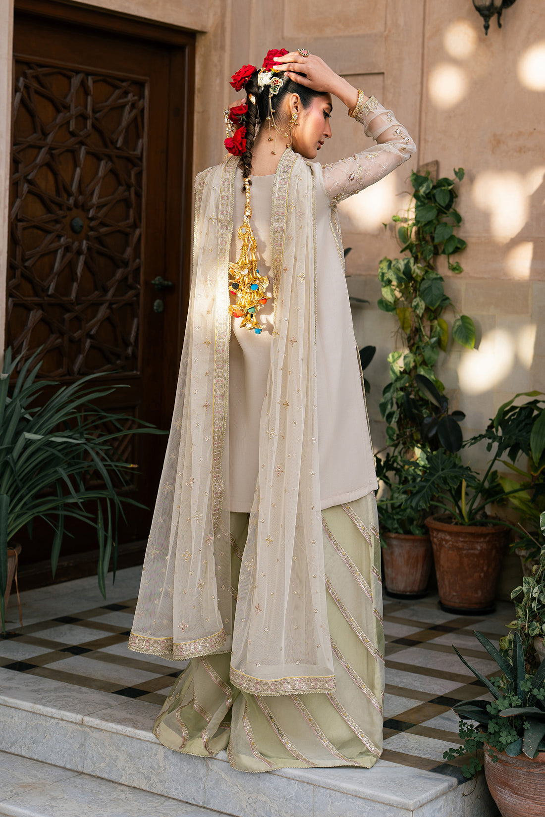 Naqshi | Pret | Saaz