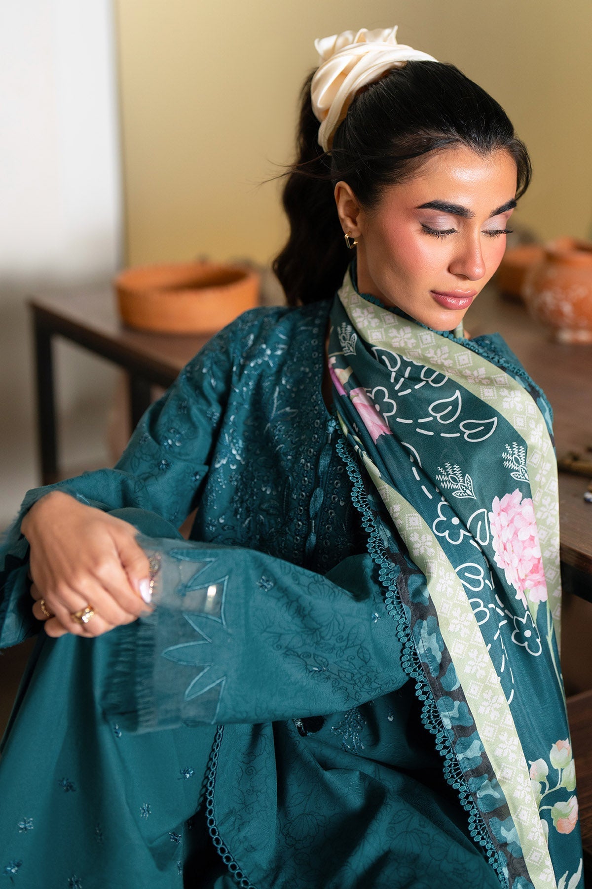 Nureh | Raha Lawn | NE-237, image 6