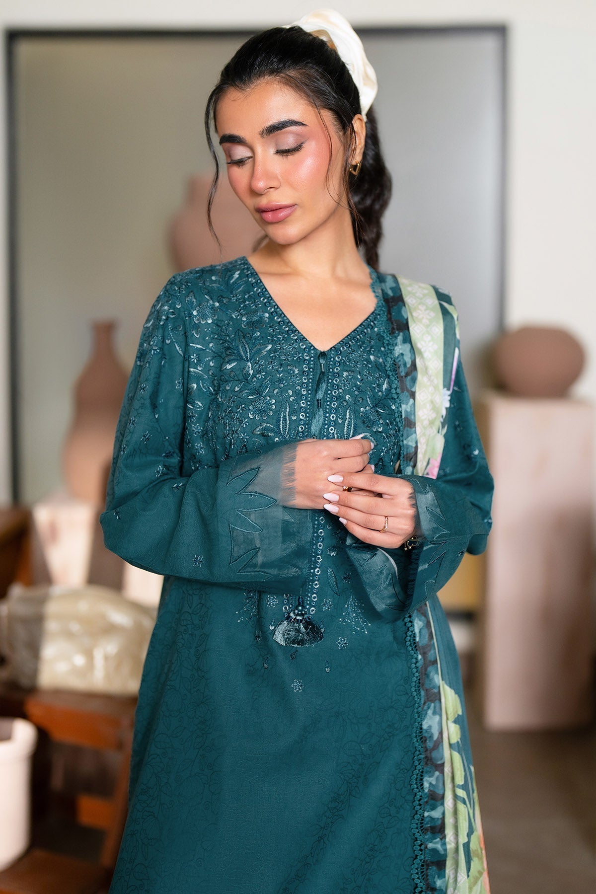 Nureh | Raha Lawn | NE-237, image 3