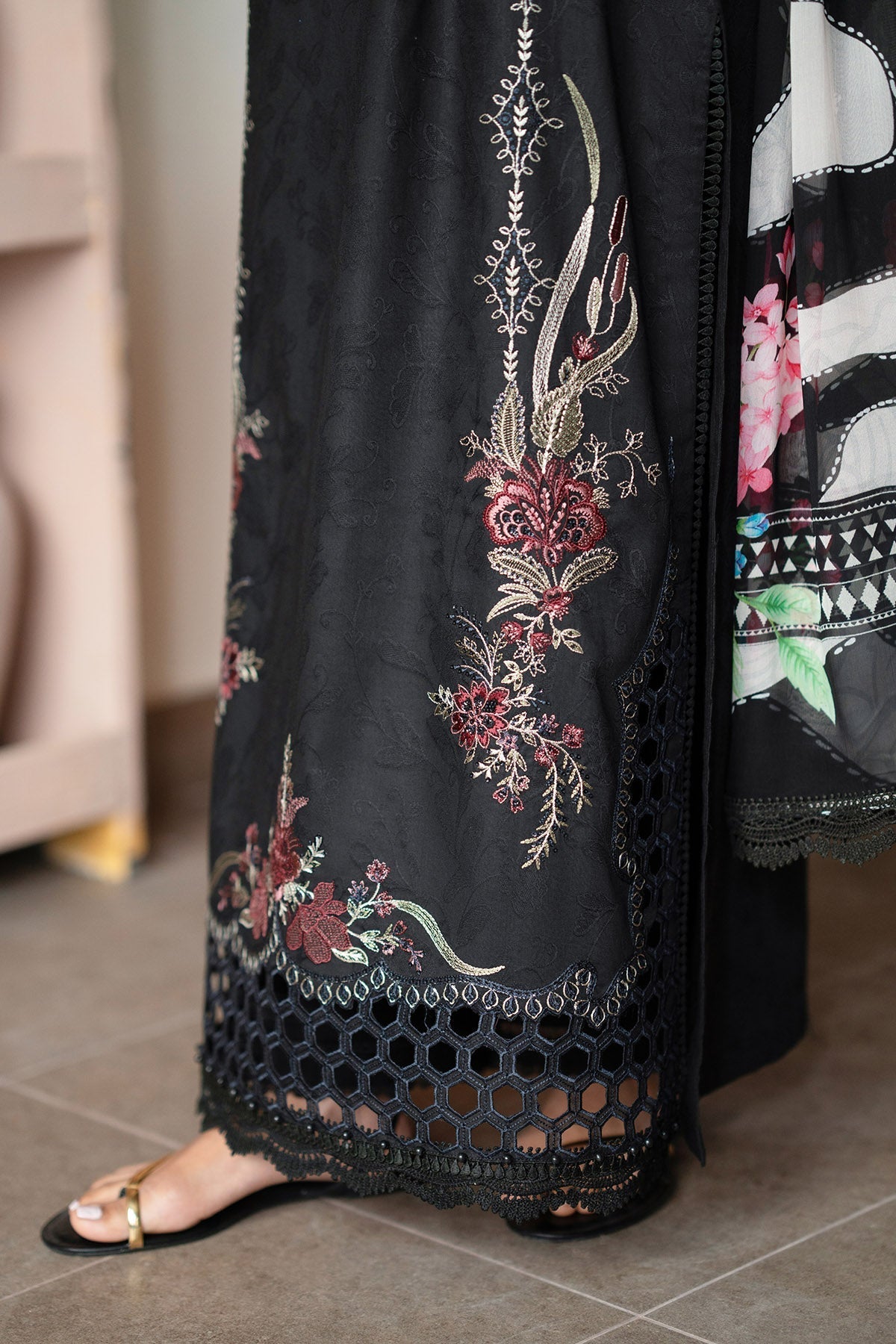 Nureh | Raha Lawn | NE-239, image 4