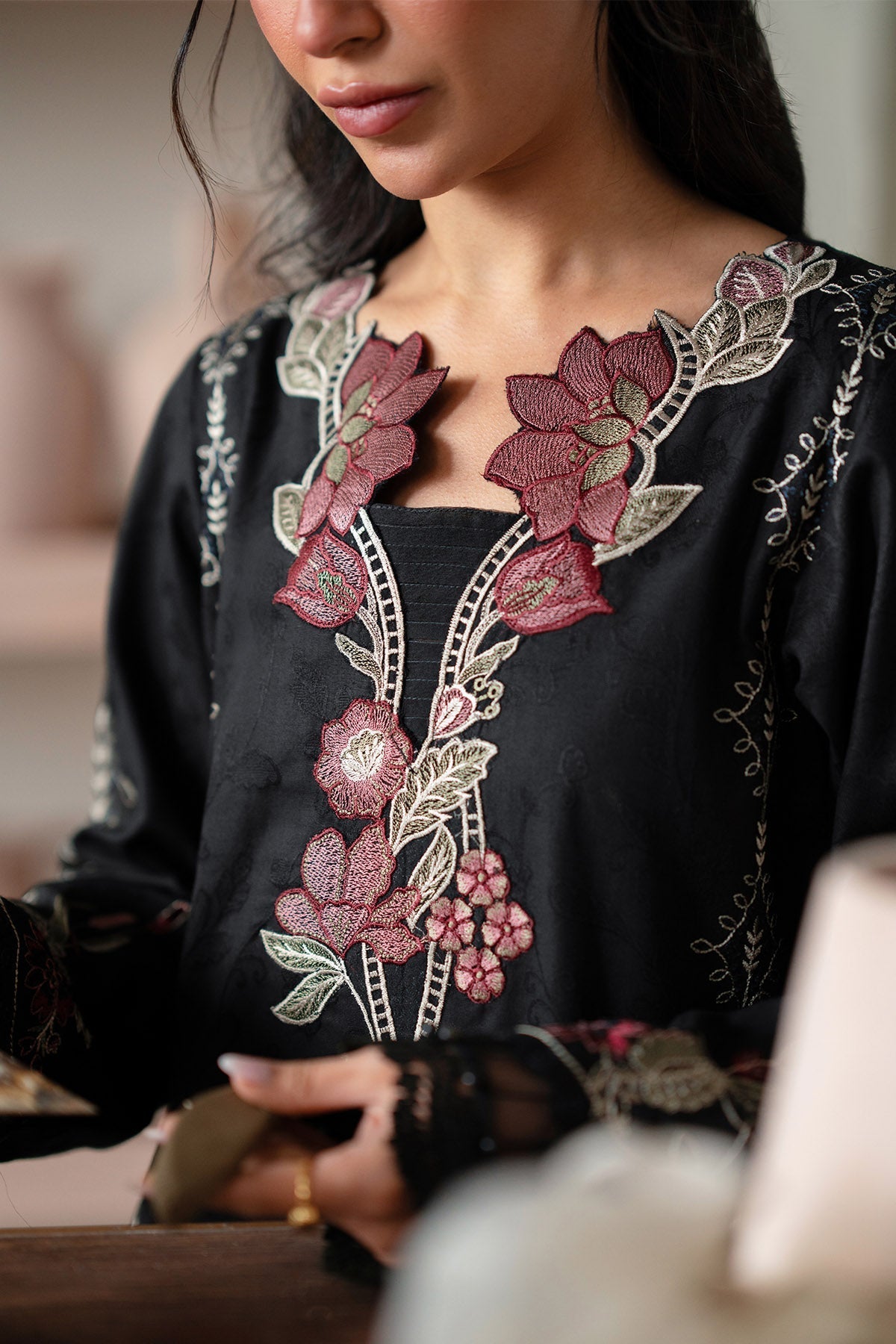 Nureh | Raha Lawn | NE-239, image 5