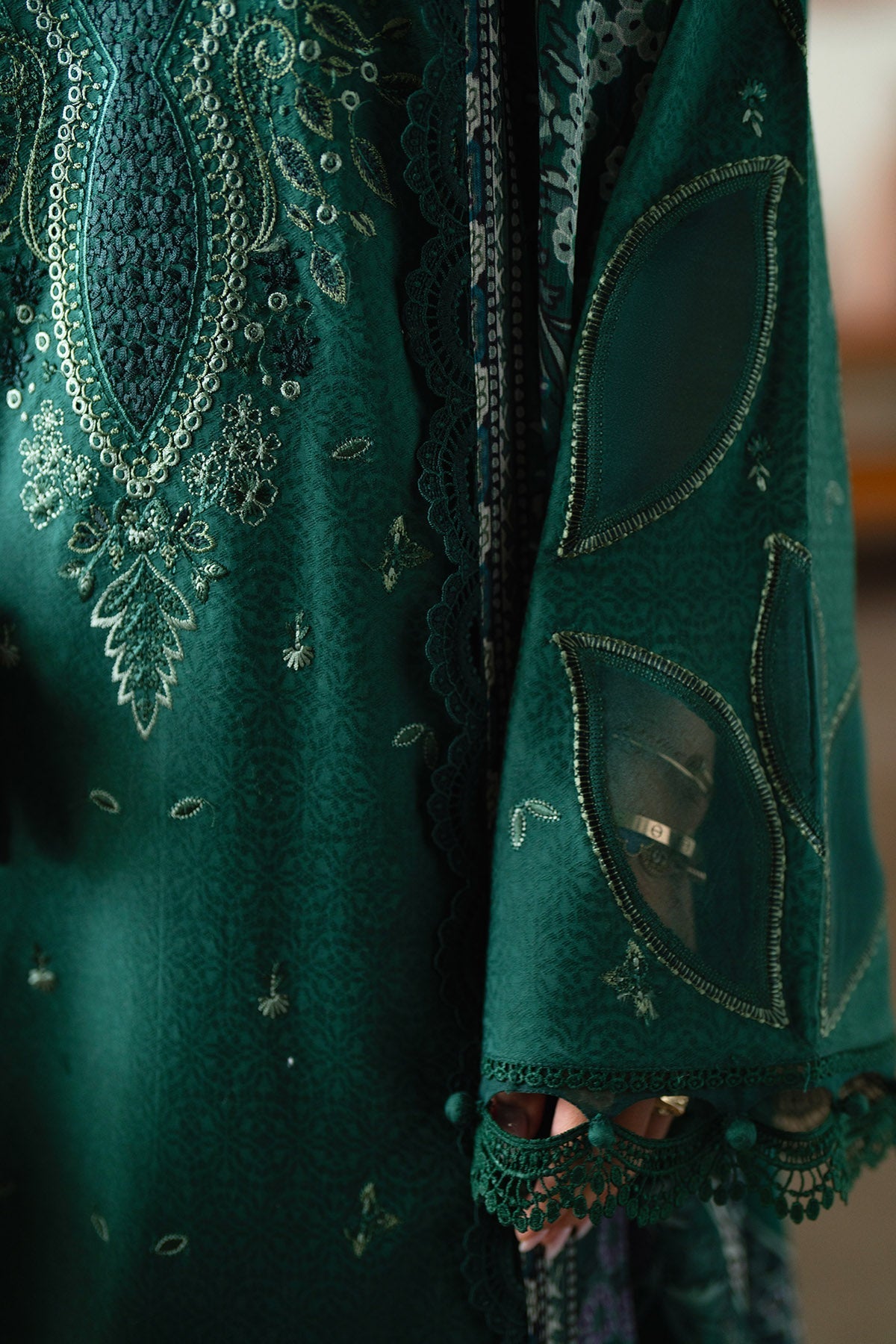 Nureh | Raha Lawn | NE-234, image 5