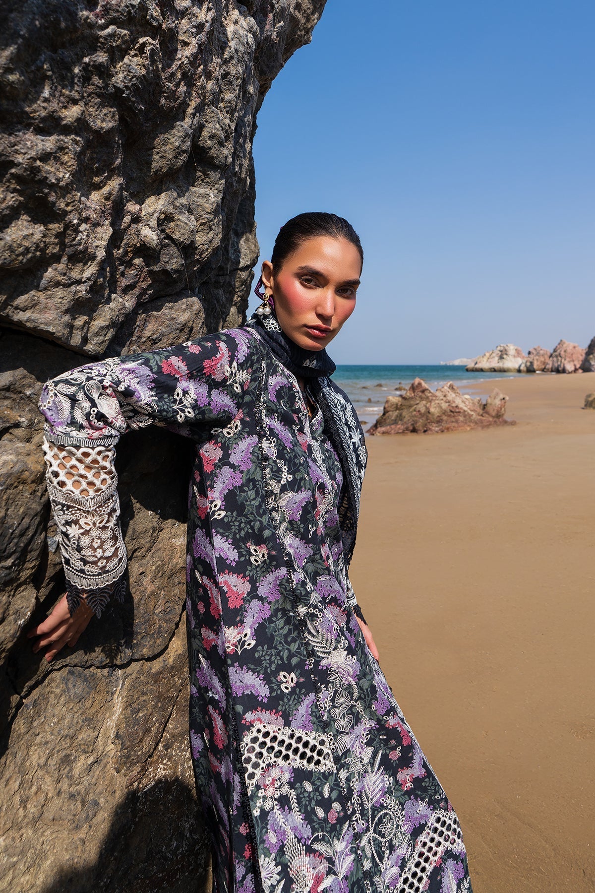 Afrozeh | Endless Summer | Velour -  Afrozeh Ladies Clothes - Original Designer Dress - House of Maryam