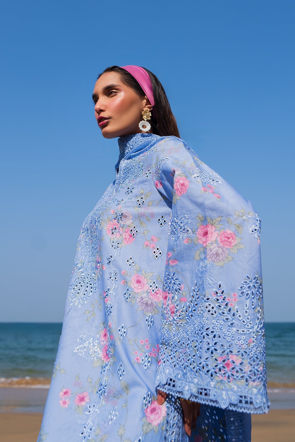 Afrozeh Lior sky blue embroidered lawn suit, photo 4