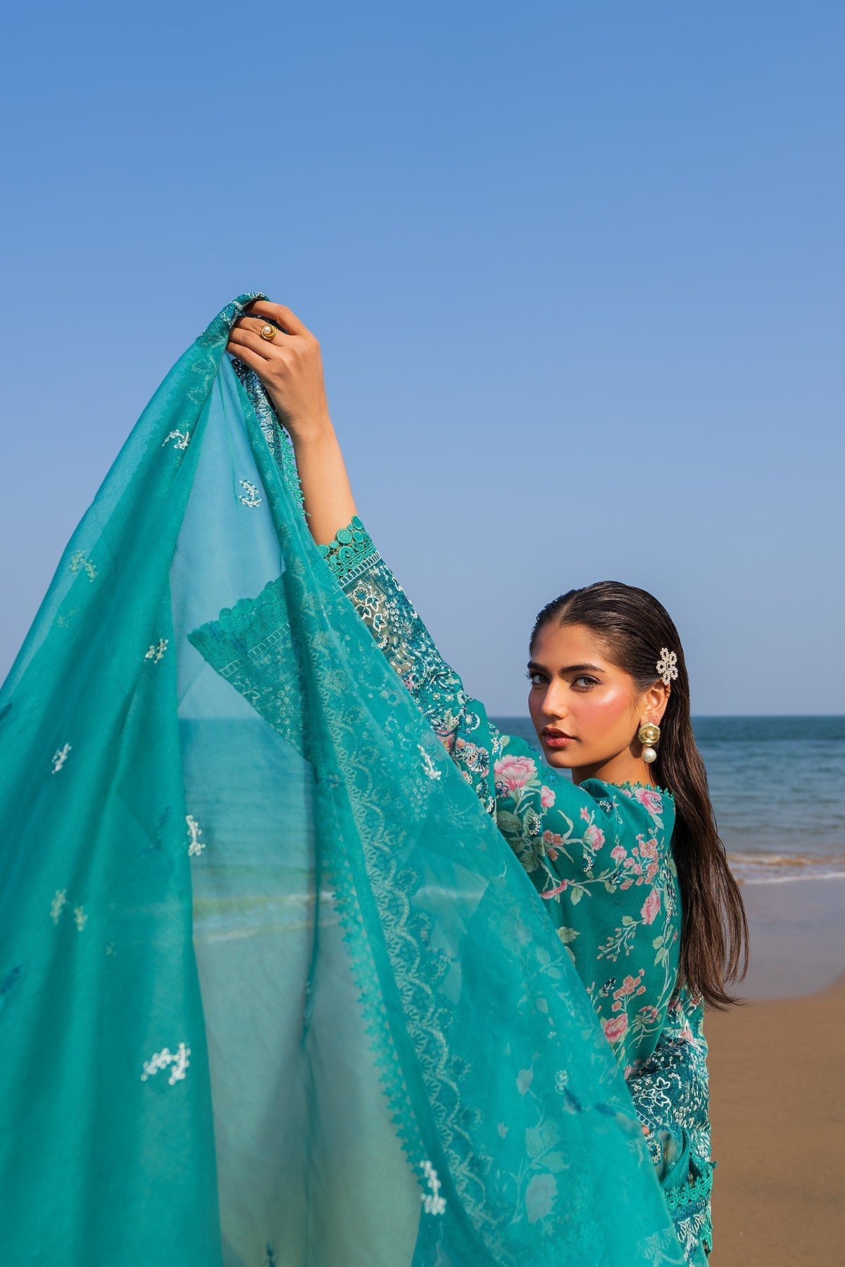 Afrozeh | Endless Summer | Plush -  Afrozeh Ladies Clothes - Original Designer Dress - House of Maryam