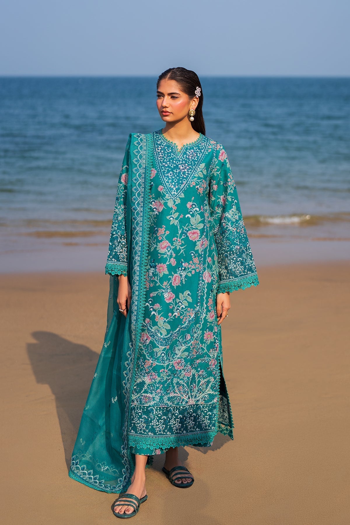 Afrozeh Plush green embroidered lawn suit