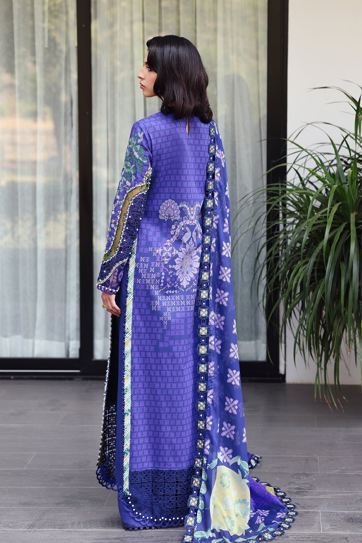 Afrozeh Lumora blue embroidered lawn suit, photo 2