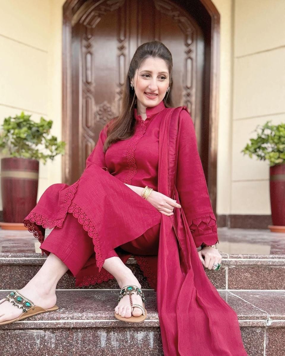 House of Maryam Basics | Slub Winter 23 | HB-MRN by Designer House of Maryam Basics - House of Maryam - Pakistani Designer Ethnic Wear in {{ shop.shopifyCountryName }}