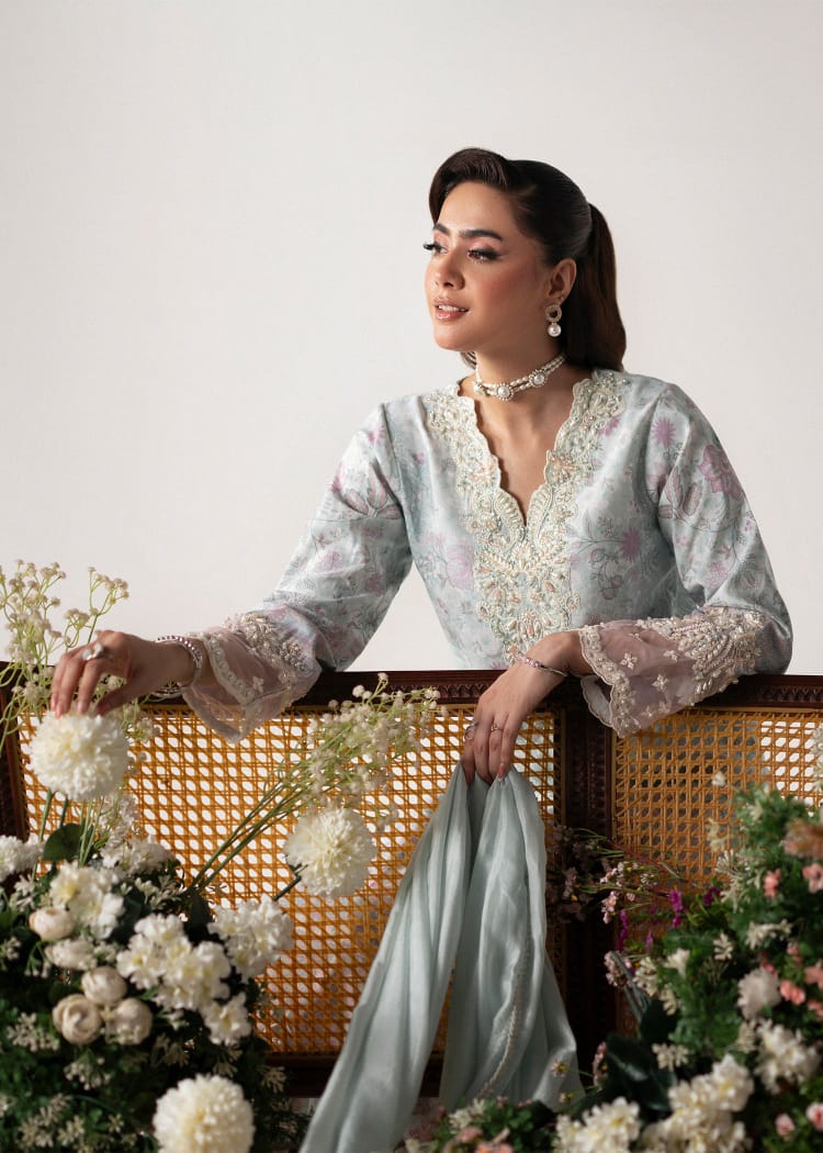 Mehak Yaqoob | Floral Whimsy | Icelyn, image 5