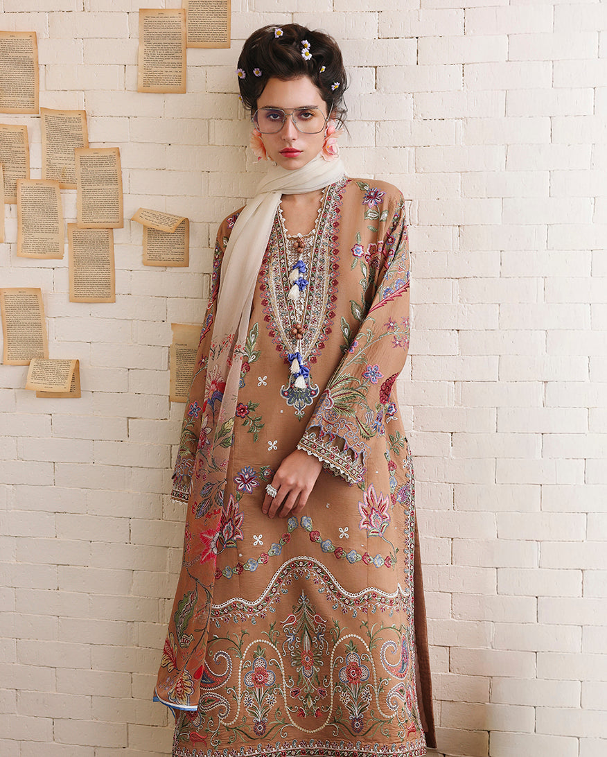 Mushq | The Secret Garden Lawn | Wild Bloom, image 5