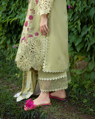 Mushq | Hemline the Secret Garden | Wildflower Waltz