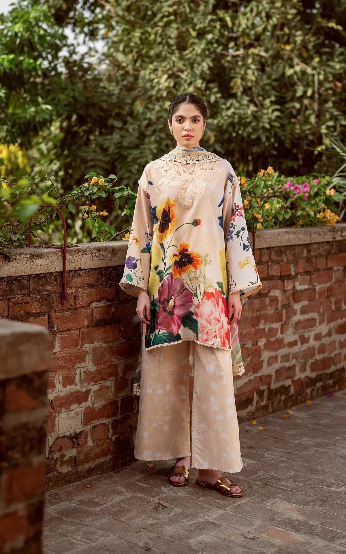 Asifa and Nabeel | Yakin Summer 25 | Bloomlight-(YKL25-13) -  Asifa and Nabeel Ladies Clothes - Original Designer Dress - House of Maryam