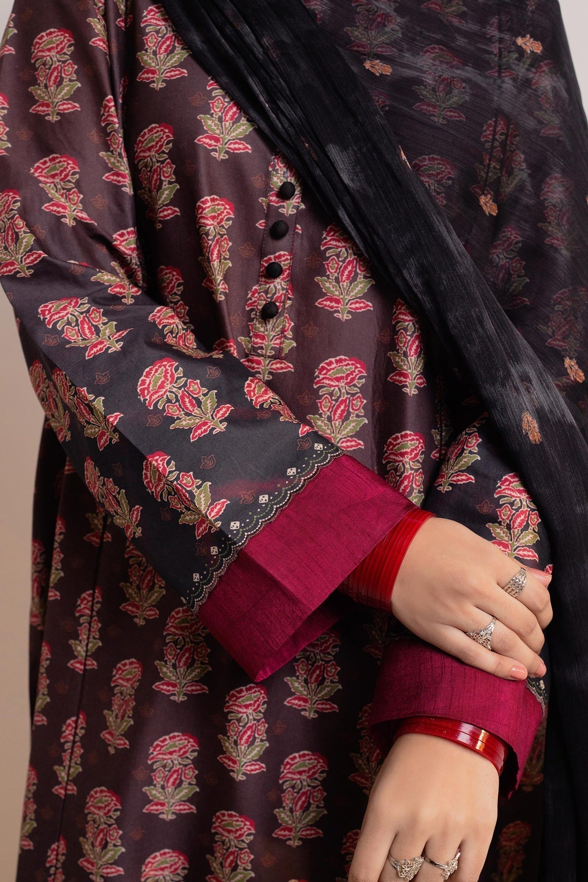 Zara Shahjahan | Coco Prints 24 | SURKH-D9 -  Zara Shahjahan Luxury - Original Designer Dress - House of Maryam
