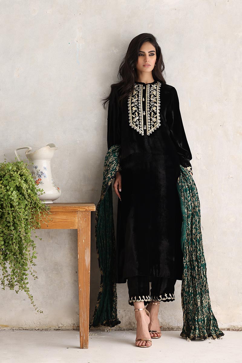 Sana Abbas | Velvet Formals | ZAAI -  Sana Abbas Ladies Clothes - Original Designer Dress - House of Maryam
