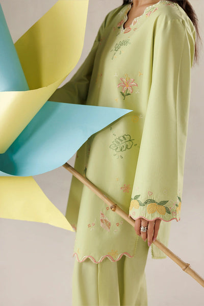 Azure | Chic Essentials | Zesty Love