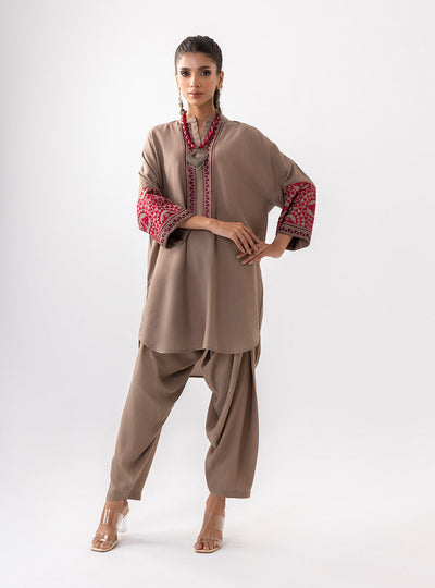 Zainab Chottani | Aara Casual Pret |  Sandy Beige -  Zainab Chottani Ladies Clothes - Original Designer Dress - House of Maryam