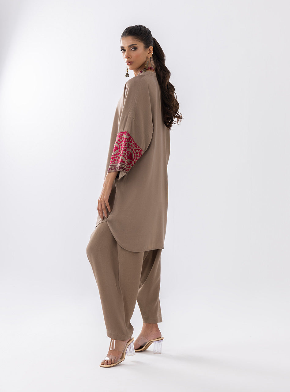 Zainab Chottani | Aara Casual Pret |  Sandy Beige -  Zainab Chottani Ladies Clothes - Original Designer Dress - House of Maryam