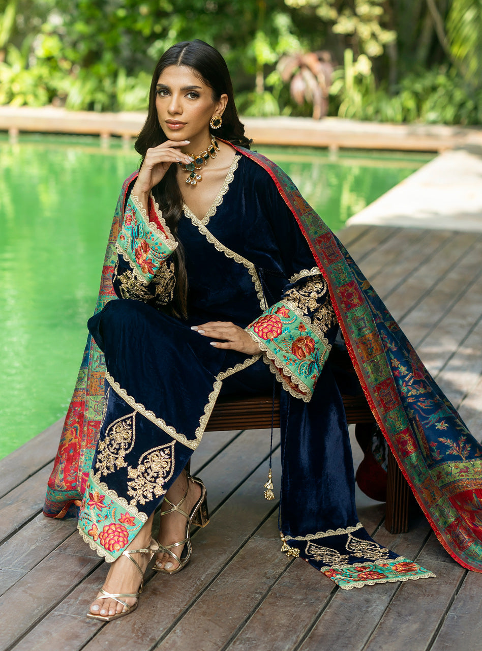 Zainab Chottani | Makhmal Luxe Pret | Farrin -  Zainab Chottani Ladies Clothes -  House of Maryam