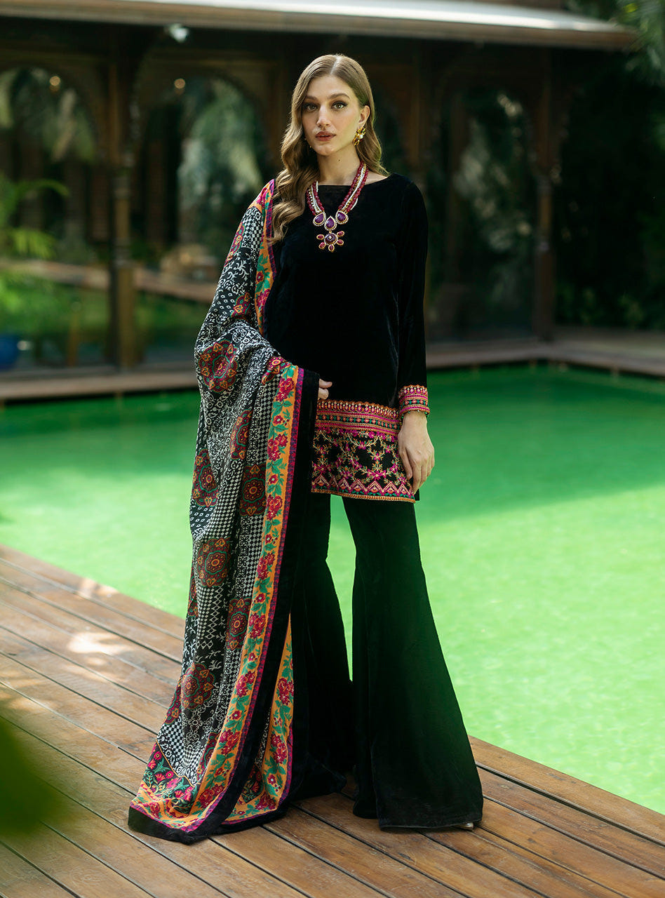 Zainab Chottani | Makhmal Luxe Pret | Zulmat -  Zainab Chottani Ladies Clothes - Original Designer Dress - House of Maryam