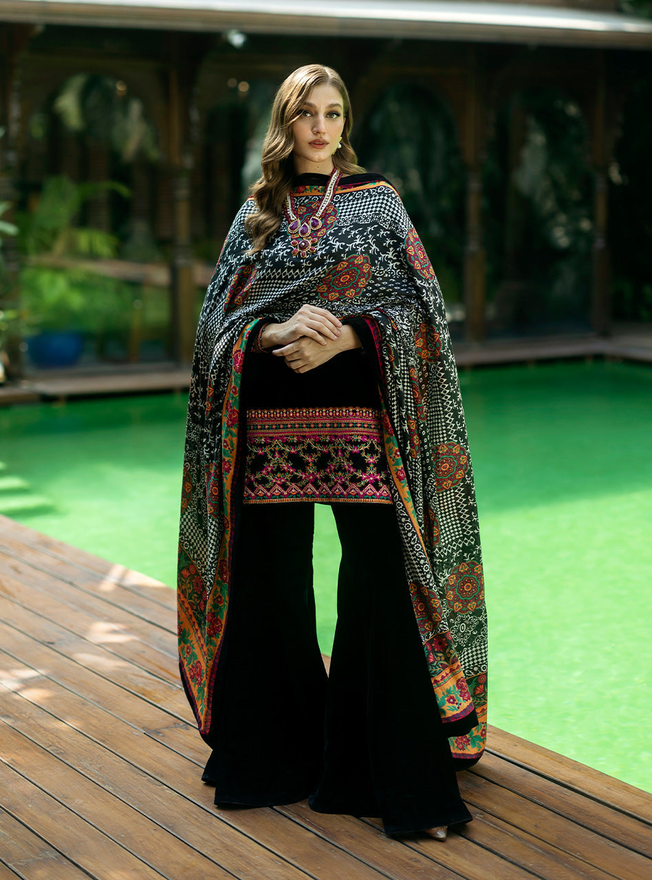 Zainab Chottani | Makhmal Luxe Pret | Zulmat -  Zainab Chottani Ladies Clothes -  House of Maryam