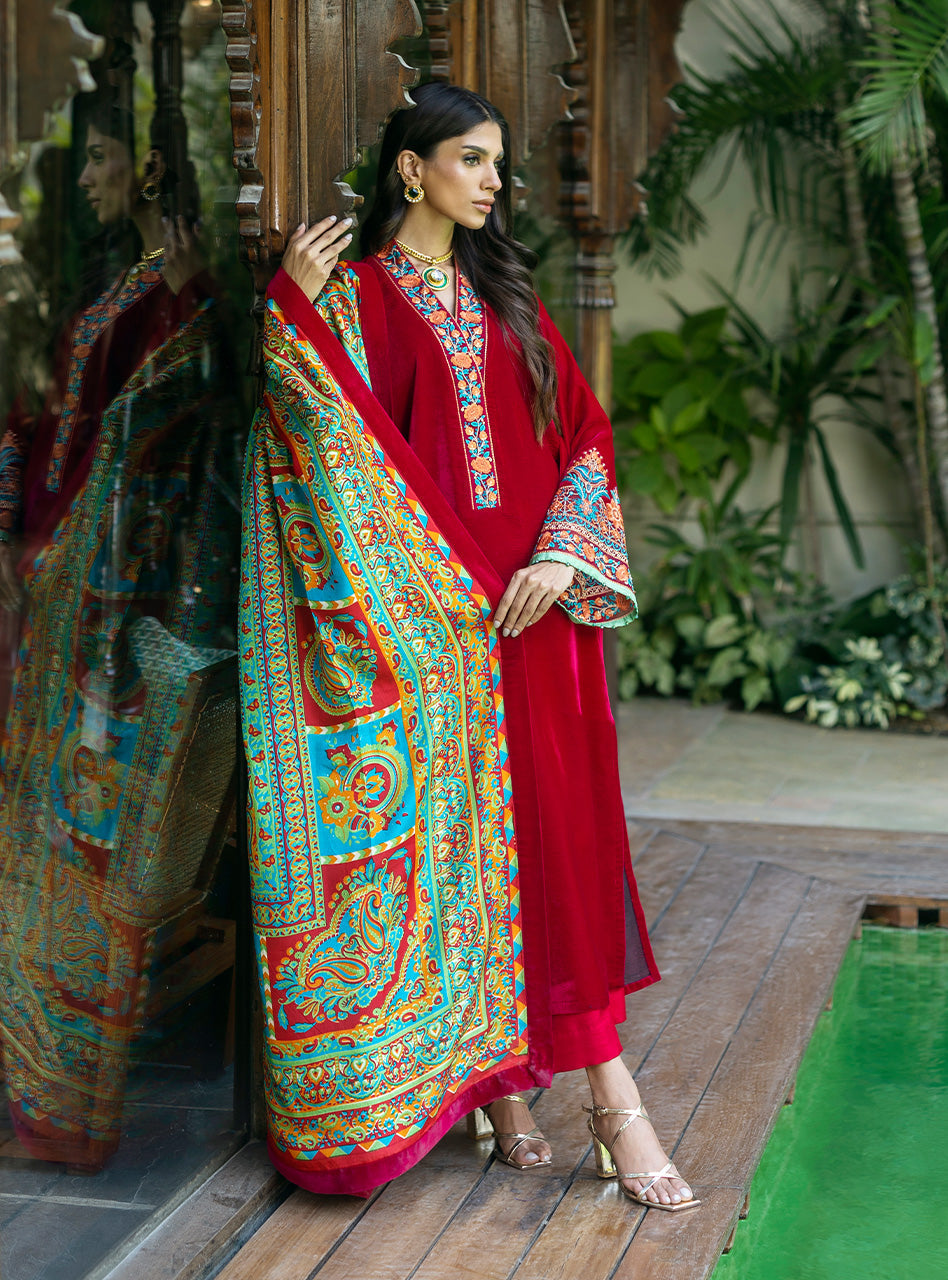 Zainab Chottani | Makhmal Luxe Pret | Shehla -  Zainab Chottani Ladies Clothes - Original Designer Dress - House of Maryam