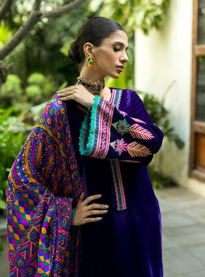 Zainab Chottani | Makhmal Luxe Pret | Rangin -  Zainab Chottani Ladies Clothes - Original Designer Dress - House of Maryam