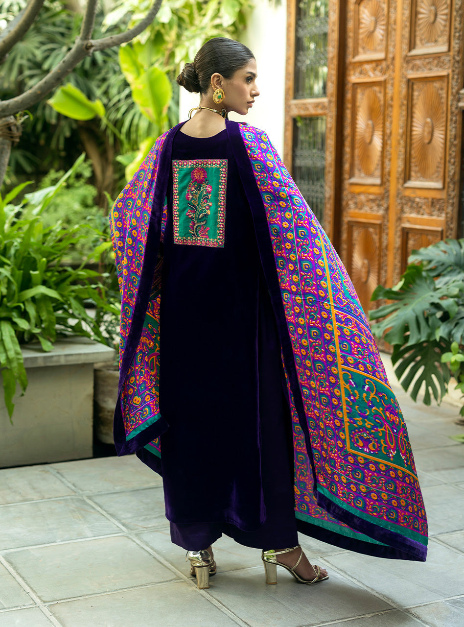 Zainab Chottani | Makhmal Luxe Pret | Rangin -  Zainab Chottani Ladies Clothes - Original Designer Dress - House of Maryam