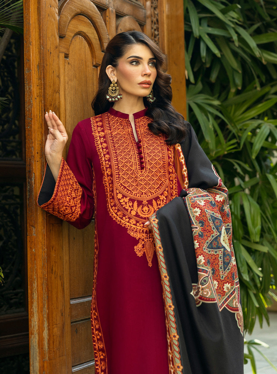 Zainab Chottani | Winter Shawls 24 |  Sila -  Zainab Chottani Ladies Clothes - Original Designer Dress - House of Maryam