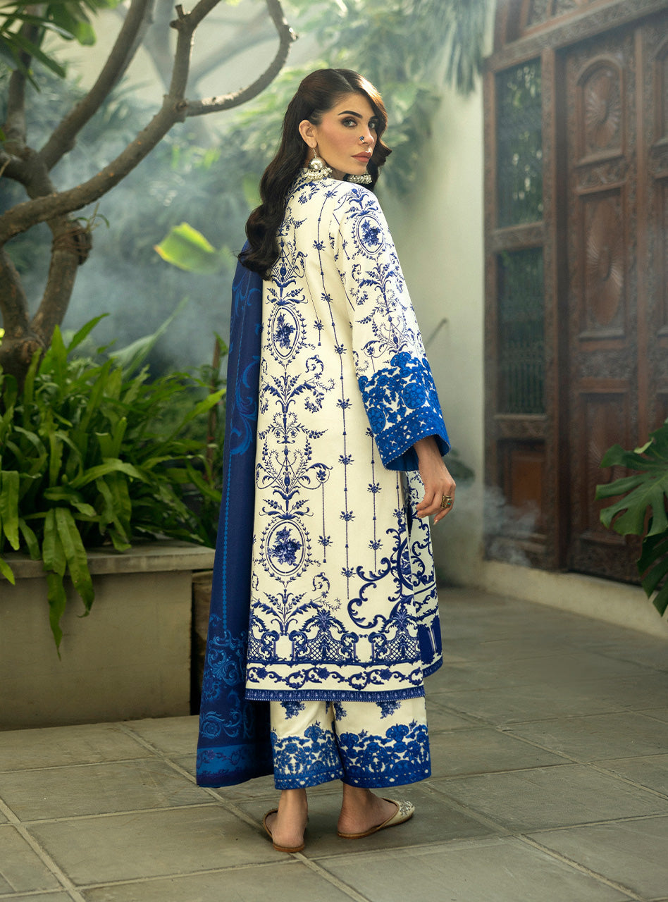 Zainab Chottani | Winter Shawls 24 |  Rania -  Zainab Chottani Ladies Clothes - Original Designer Dress - House of Maryam