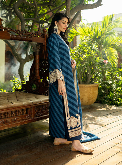 Zainab Chottani | Winter Shawls 24 |  Alayna -  Zainab Chottani Ladies Clothes - Original Designer Dress - House of Maryam