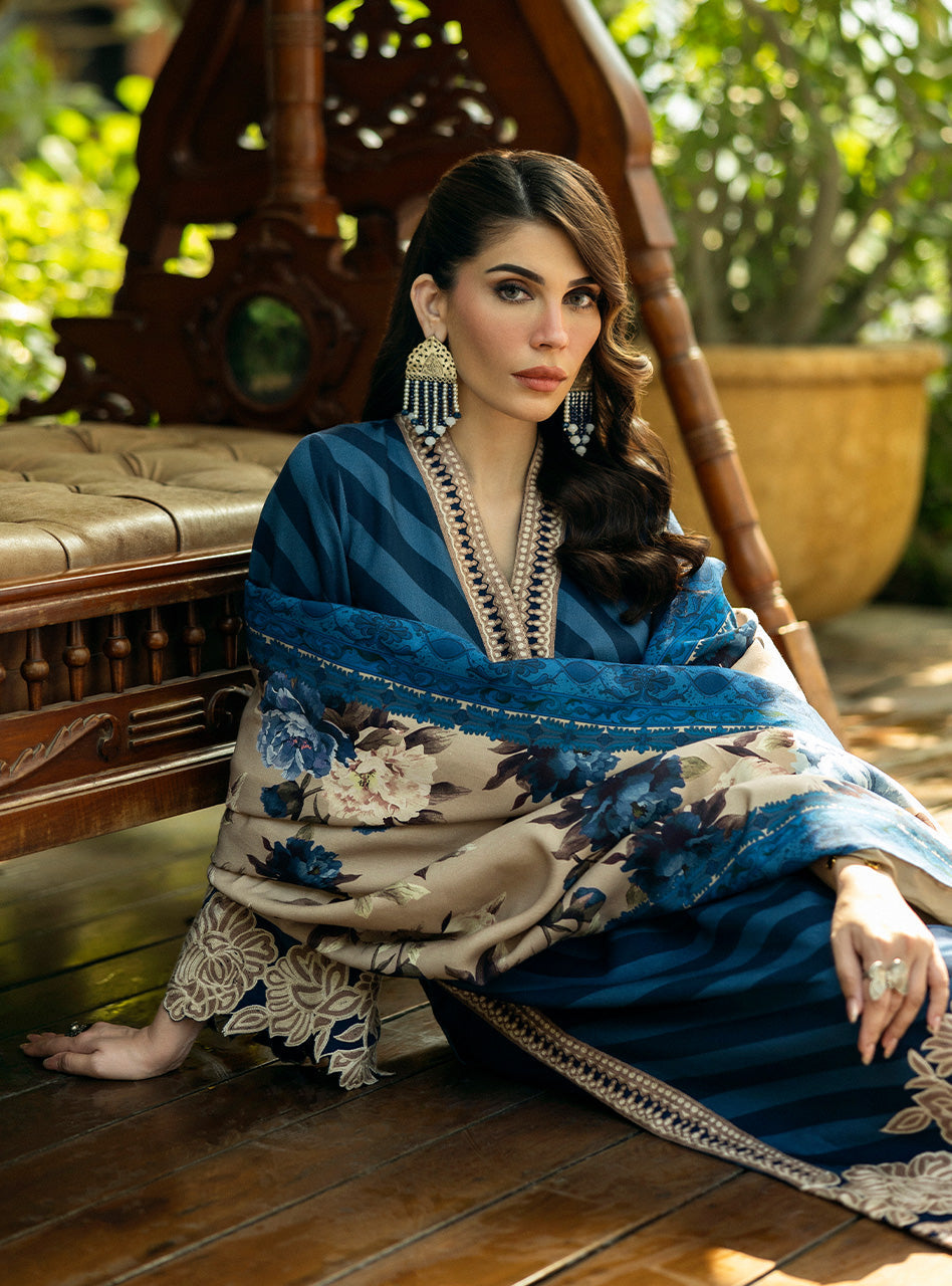 Zainab Chottani | Winter Shawls 24 |  Alayna -  Zainab Chottani Ladies Clothes - Original Designer Dress - House of Maryam