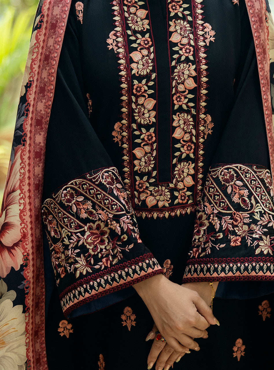 Zainab Chottani | Winter Shawls 24 |  Alaya -  Zainab Chottani Ladies Clothes - Original Designer Dress - House of Maryam