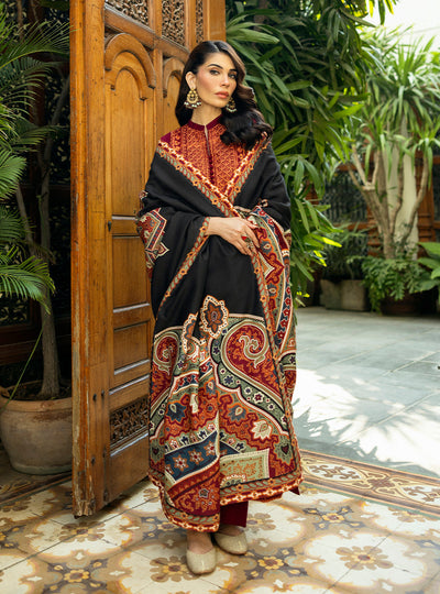 Zainab Chottani | Winter Shawls 24 |  Sila -  Zainab Chottani Ladies Clothes - Original Designer Dress - House of Maryam