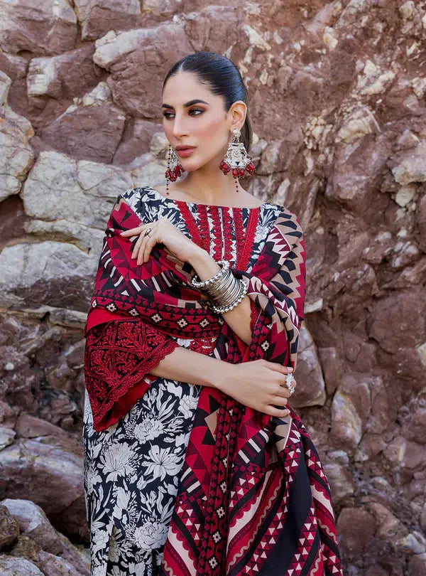 Zainab Chottani | Winter Shawls | Asna by Zainab Chottani - House of Maryam