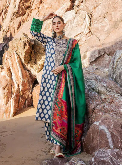 Zainab Chottani | Winter Shawls | Kiara -  Zainab Chottani Luxury - Original Designer Dress - House of Maryam