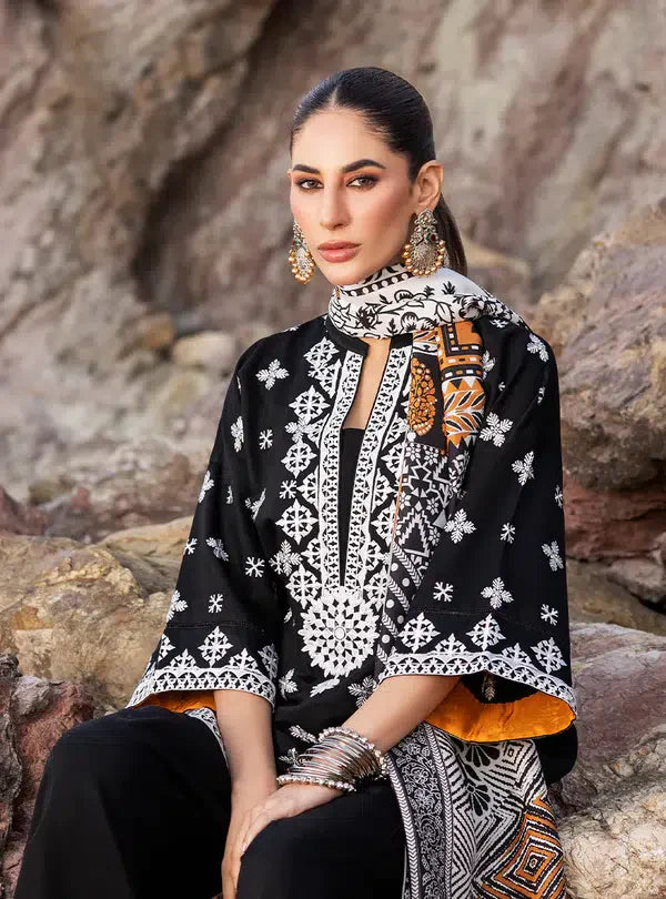 Zainab Chottani | Winter Shawls | Ryma by Zainab Chottani - House of Maryam