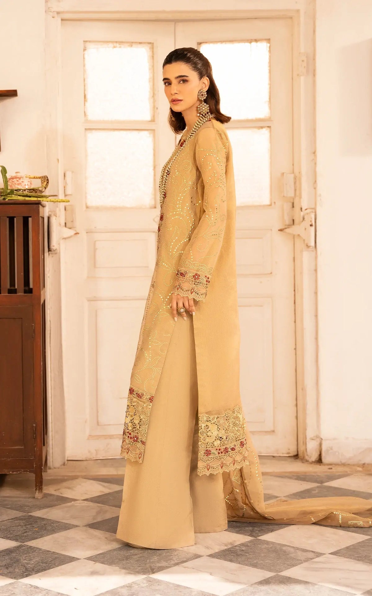 Asifa and Nabeel | Sunehri Eid 25 | Zareen-(SEF25-06) -  Asifa and Nabeel Ladies Clothes - Original Designer Dress - House of Maryam