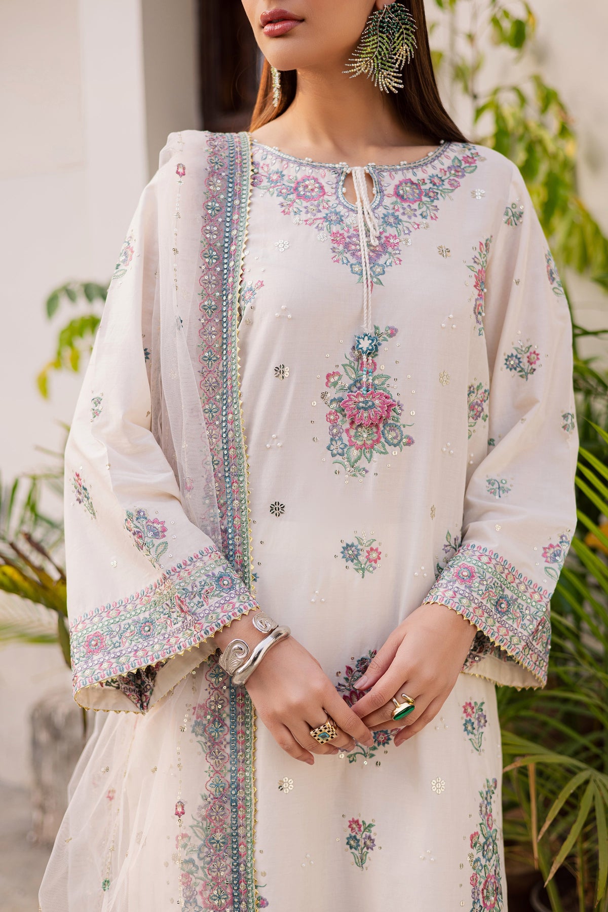 Batik | Feyre Luxury Lawn Eid Edit 26' | Zarkhuba 3Pc-8