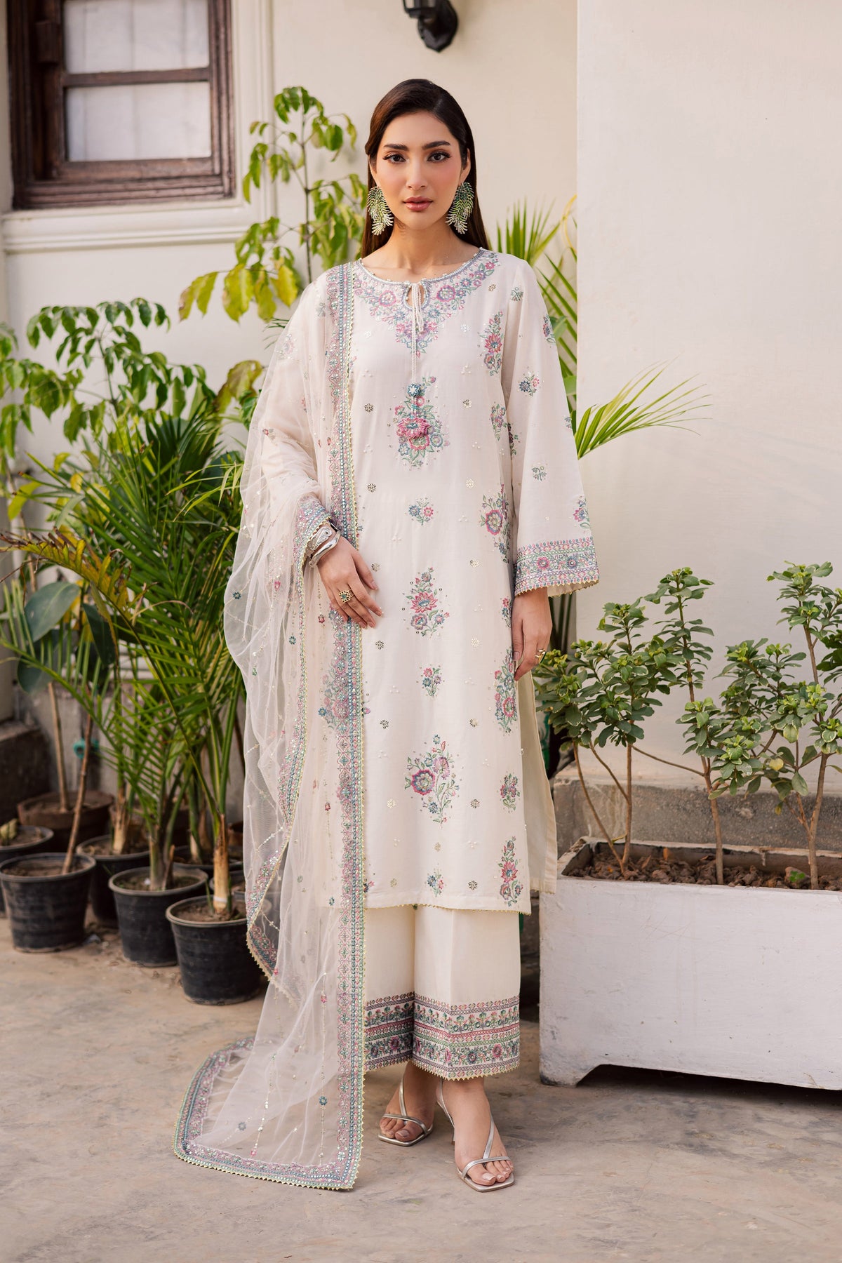 Batik | Feyre Luxury Lawn Eid Edit 26' | Zarkhuba 3Pc-5