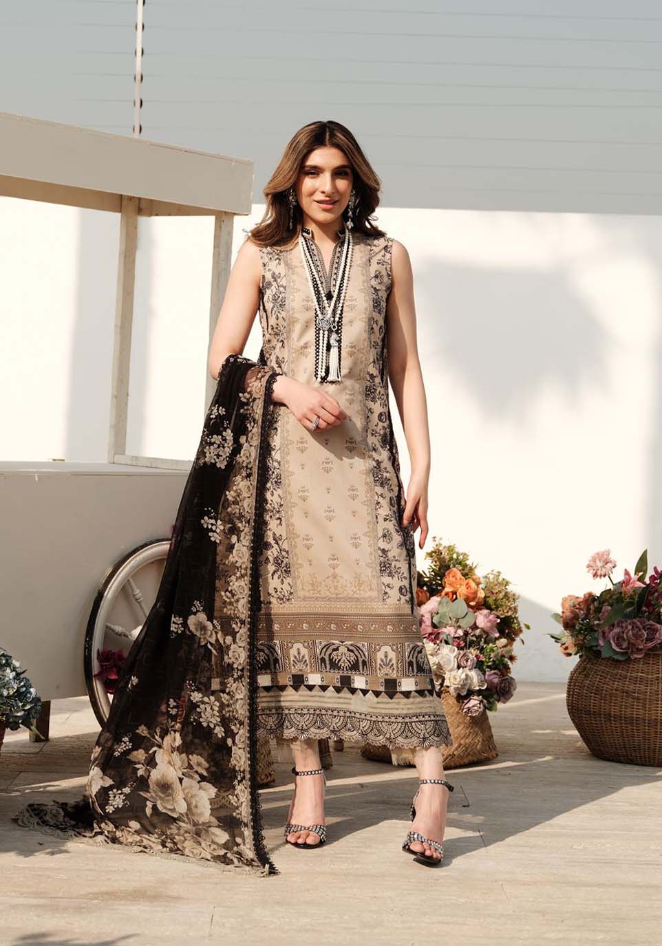 Zarqash | Luxe Lawn 24 | ZQ 1 by Designer Zarqash - House of Maryam - Pakistani Designer Ethnic Wear in {{ shop.shopifyCountryName }}