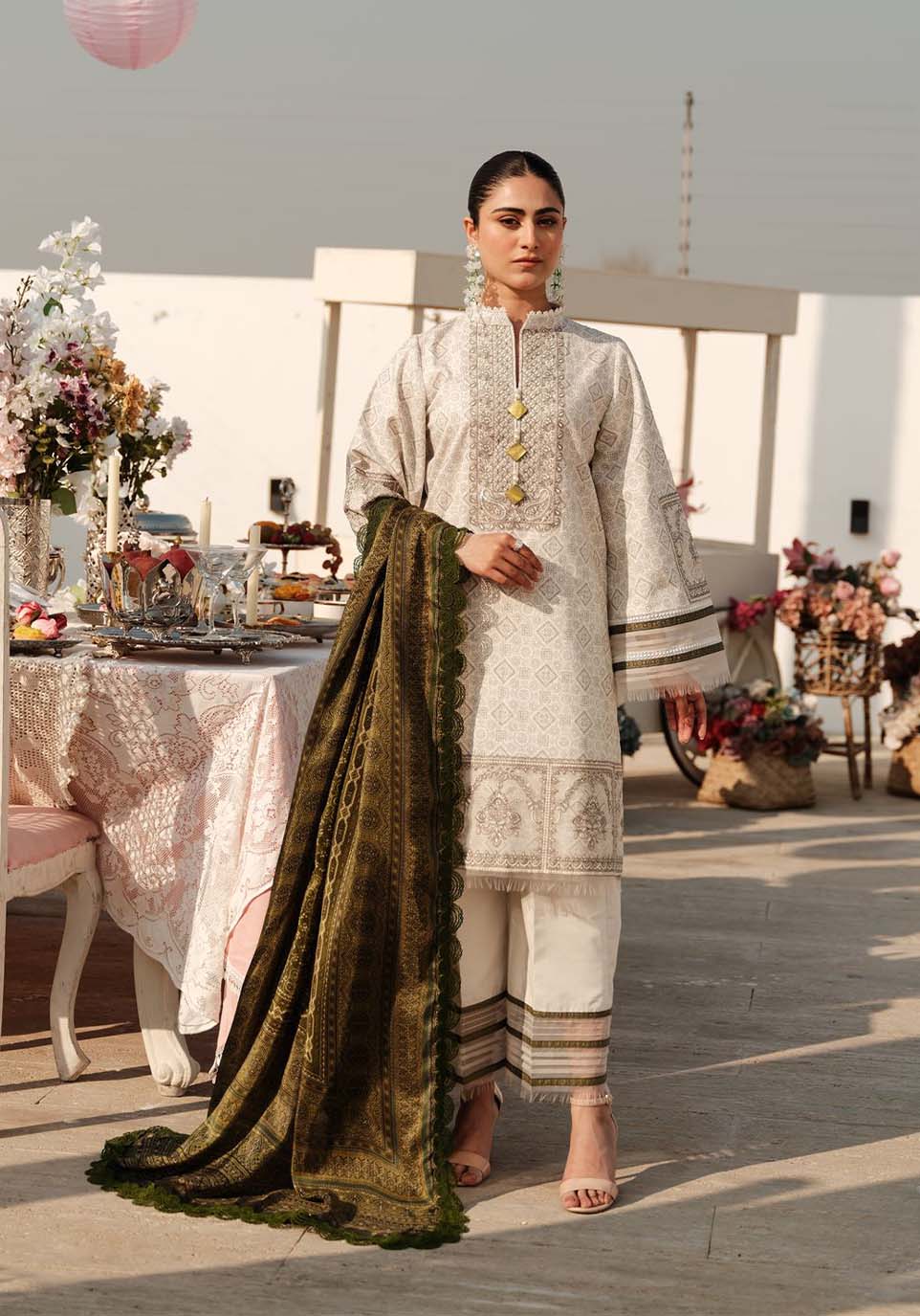 Zarqash | Luxe Lawn 24 | ZQ 9 -  Zarqash Luxury - Original Designer Dress - House of Maryam