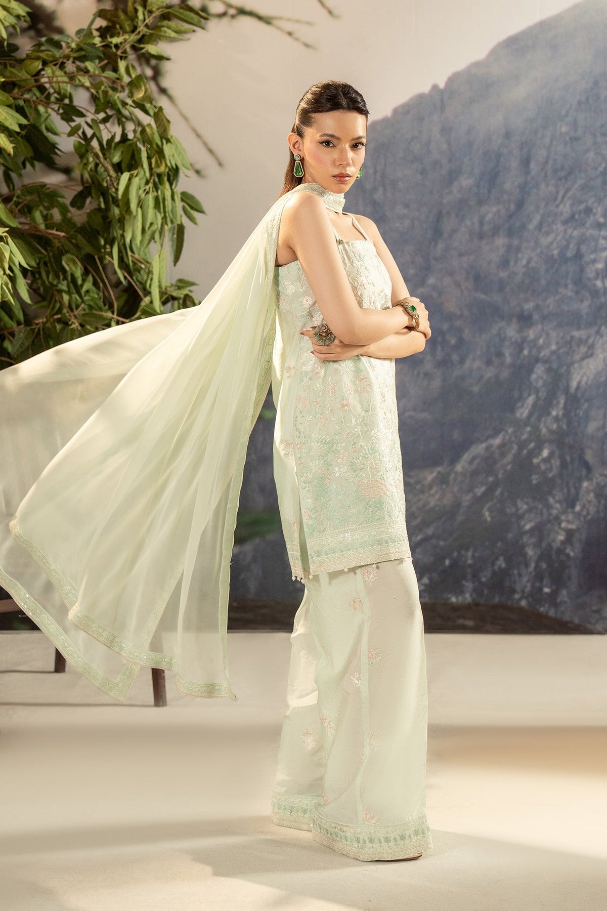 Erum Khan | Zeba Pret | KAHVEYA-4
