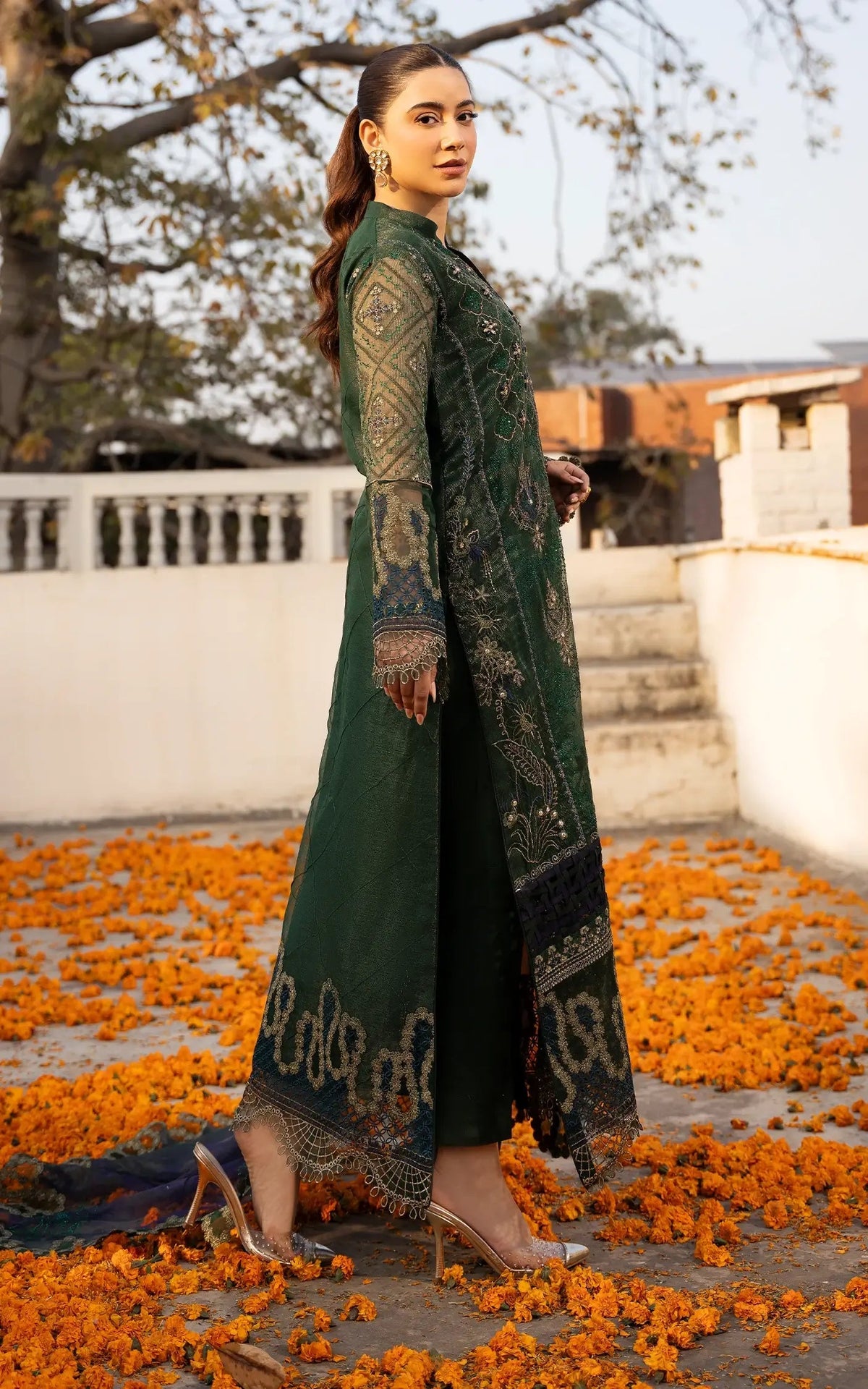 Asifa and Nabeel | Sunehri Eid 25 | Zohra-(SEF25-04) -  Asifa and Nabeel Ladies Clothes - Original Designer Dress - House of Maryam