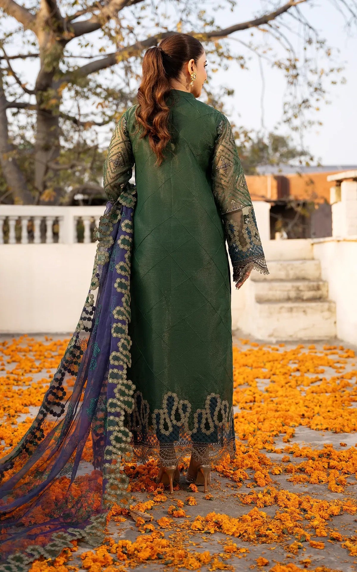 Asifa and Nabeel | Sunehri Eid 25 | Zohra-(SEF25-04) -  Asifa and Nabeel Ladies Clothes - Original Designer Dress - House of Maryam