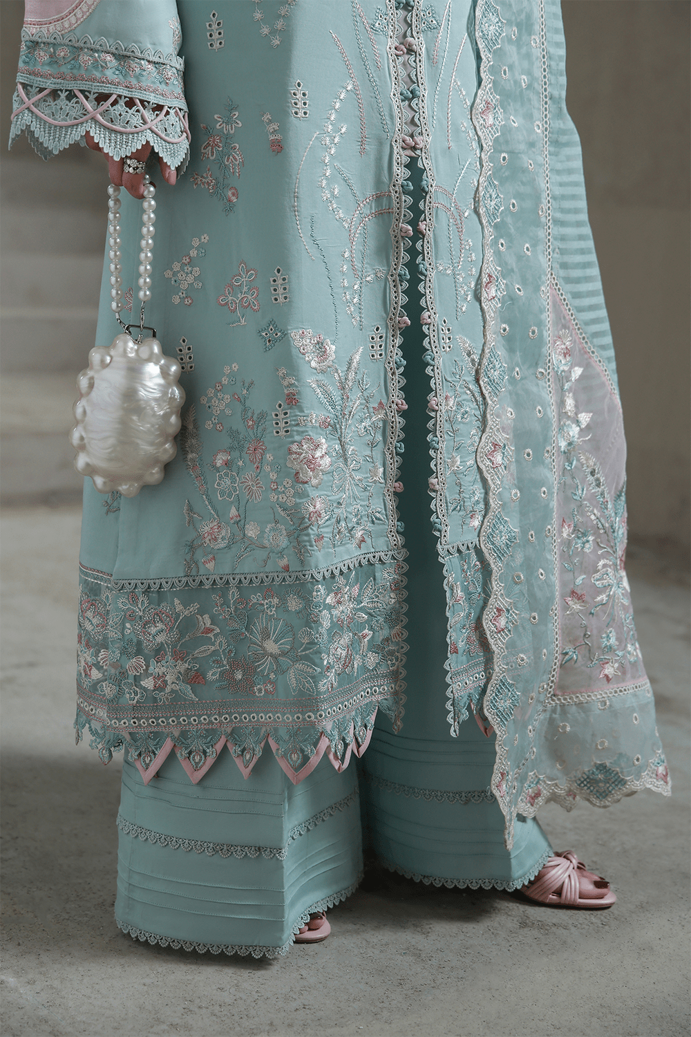 Aabyaan | Saagar Luxury Festive Lawn 26 | AABAN (AL-10)-Brand:Aabyaan-Type:Ladies Clothes-Ice Blue-Lawn-House of Maryam- Buy in UK, USA