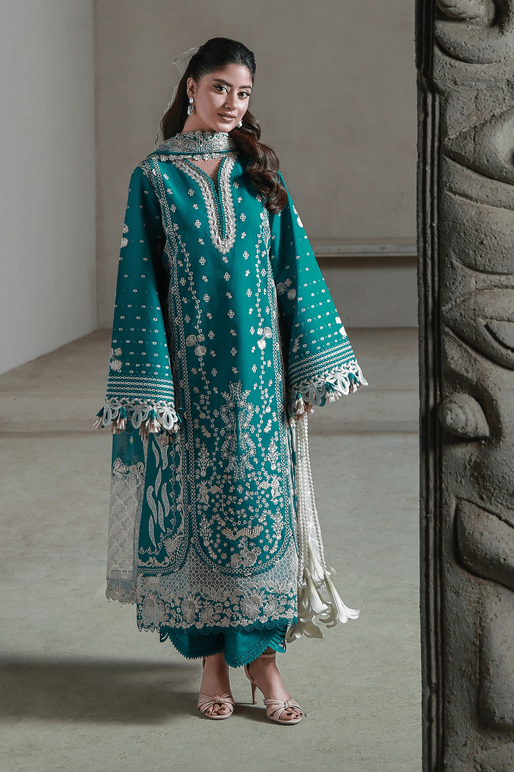 Aabyaan | Saagar Luxury Festive Lawn 26 | AYZEL (AL-07)-Brand:Aabyaan-Type:Ladies Clothes-Emerald Green-Lawn-House of Maryam- Buy in UK, USA