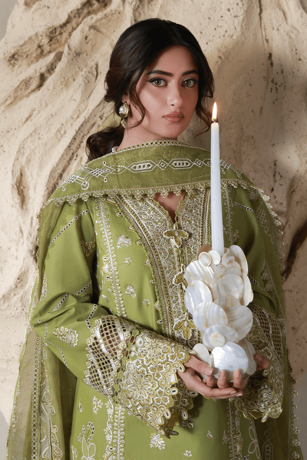 Aabyaan | Saagar Luxury Festive Lawn 26 | MAYA (AL-08)-Brand:Aabyaan-Type:Ladies Clothes-Apple Green-Lawn-House of Maryam- Buy in UK, USA