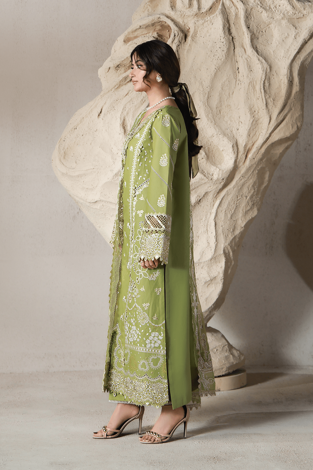 Aabyaan | Saagar Luxury Festive Lawn 26 | MAYA (AL-08)-Brand:Aabyaan-Type:Ladies Clothes-Apple Green-Lawn-House of Maryam- Buy in UK, USA