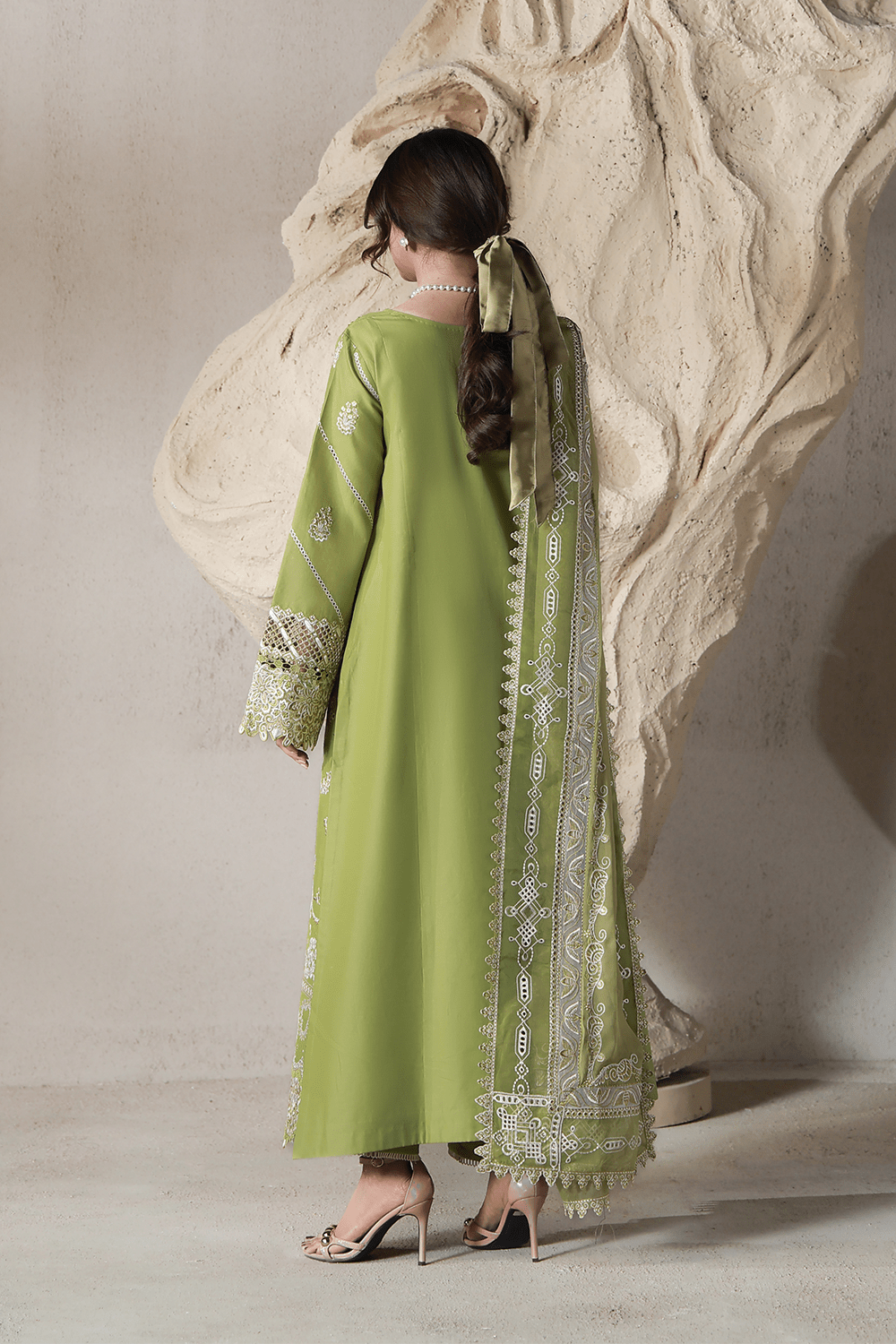 Aabyaan | Saagar Luxury Festive Lawn 26 | MAYA (AL-08)-Brand:Aabyaan-Type:Ladies Clothes-Apple Green-Lawn-House of Maryam- Buy in UK, USA